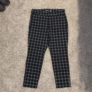 Old Navy High-Rise Pixie Secret-Smooth Pockets Dress Pants